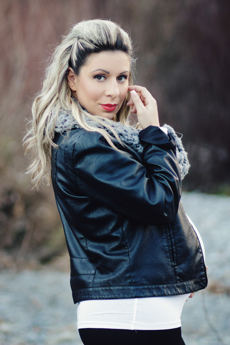 Photoshoot gravidanza Romina - Liguria. Fotografa Elisa Arsi