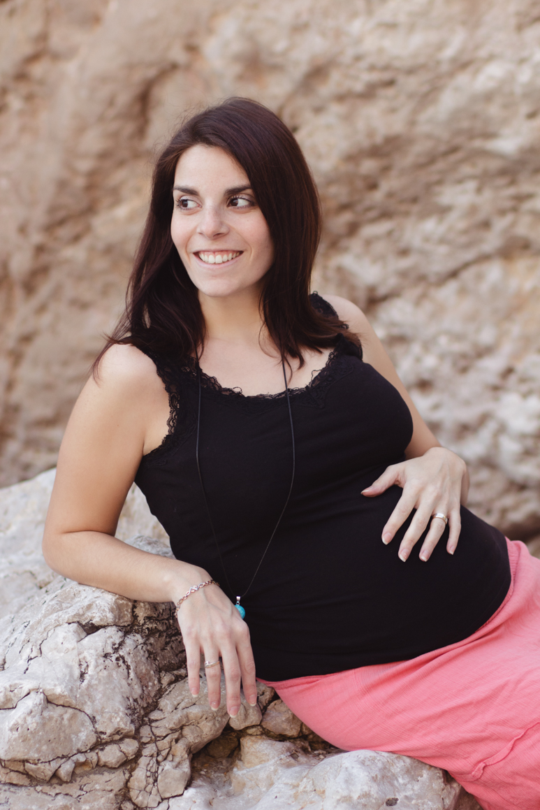 Servizio-fotografico-gravidanza-in-spiaggia-a-ventimiglia-fotografo-elisa-arsi_003