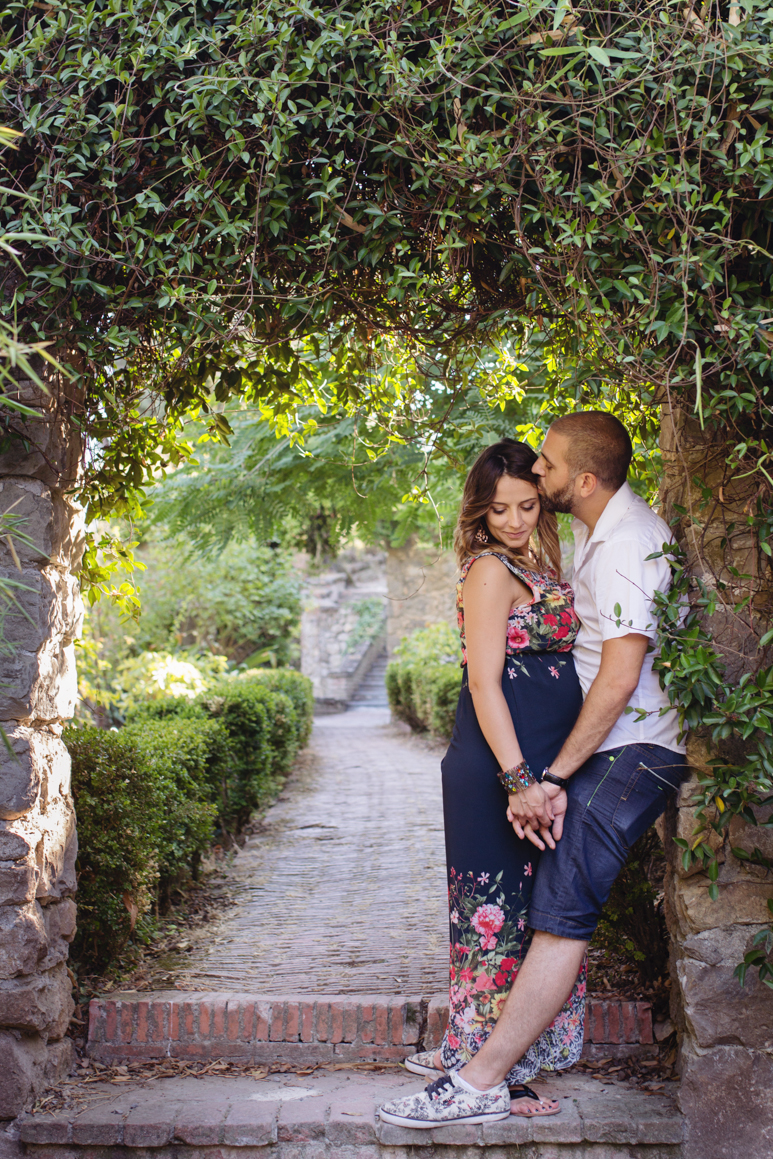 Servizio fotografico maternita ai giardini Hanbury a Ventimiglia. Fotografo Elisa Arsi
