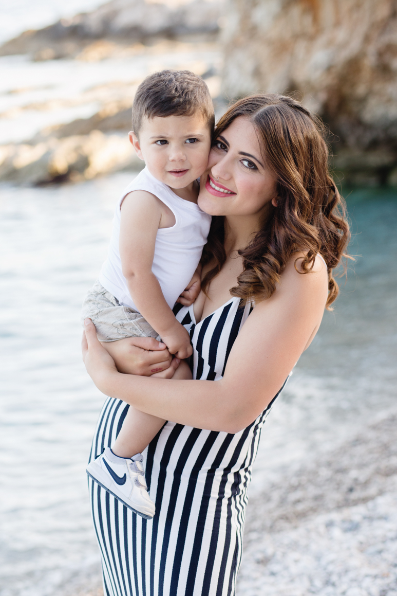 servizio_fotografico_liguria_costa_azzurra_festa_mamma_ventimiglia_spiaggia_Balzi_Rossi_foto_di_Elisa_Arsi_012