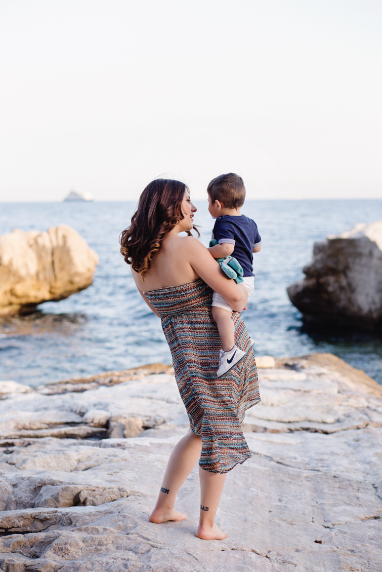 servizio_fotografico_liguria_costa_azzurra_festa_mamma_ventimiglia_spiaggia_Balzi_Rossi_foto_di_Elisa_Arsi_023