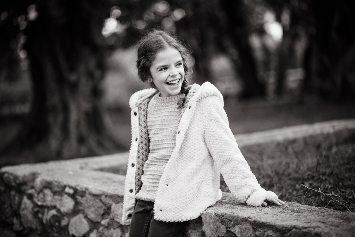 servizio fotografico di famiglia sorelle parco ulivi fotografo costa azzurra cap martin ventimiglia fotografa elisa arsi