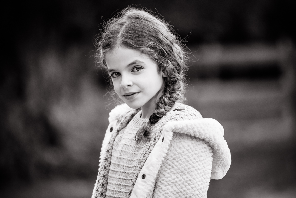 servizio fotografico di famiglia sorelle parco ulivi fotografo costa azzurra cap martin ventimiglia fotografa elisa arsi