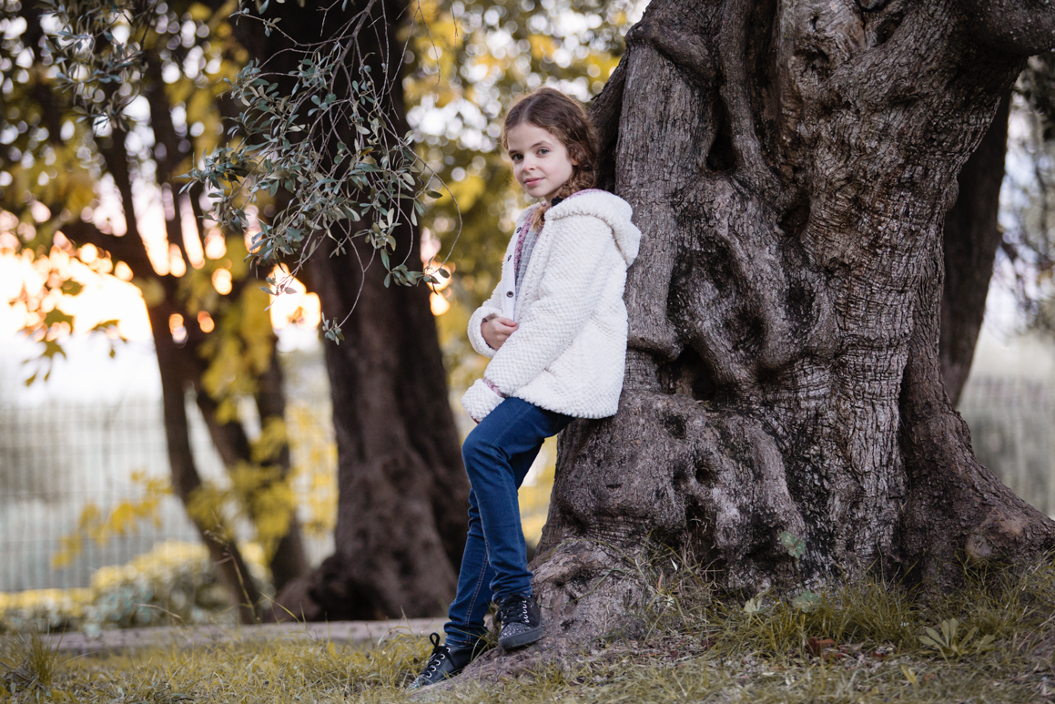 servizio fotografico di famiglia sorelle parco ulivi fotografo costa azzurra cap martin ventimiglia fotografa elisa arsi