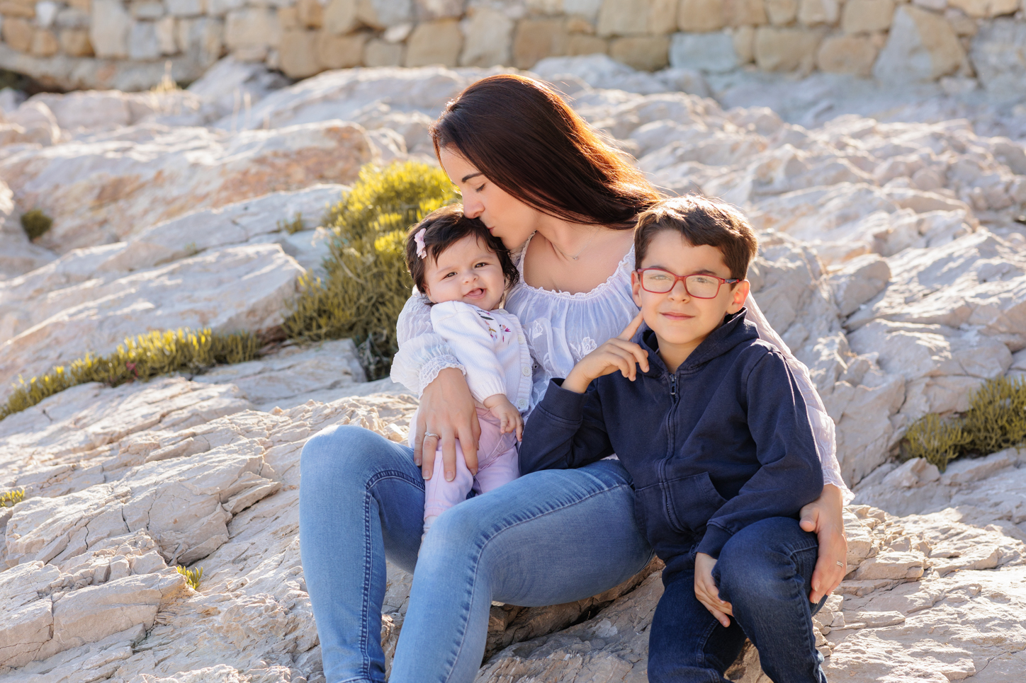 servizio fotografico di famiglia family shoot liguria al mare imperia fotografo bordighera sanremo ventimiglia foto di Elisa Arsi